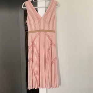 BCBGMAXAZRIA Dress Size 4